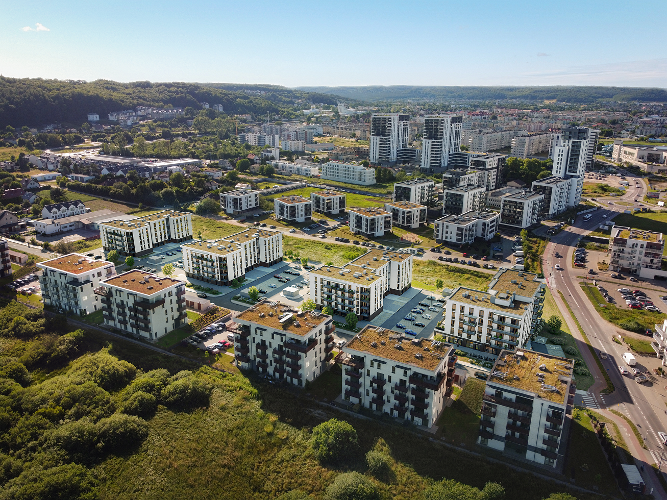 Przestrzeń między budynkami Nowa Rumia